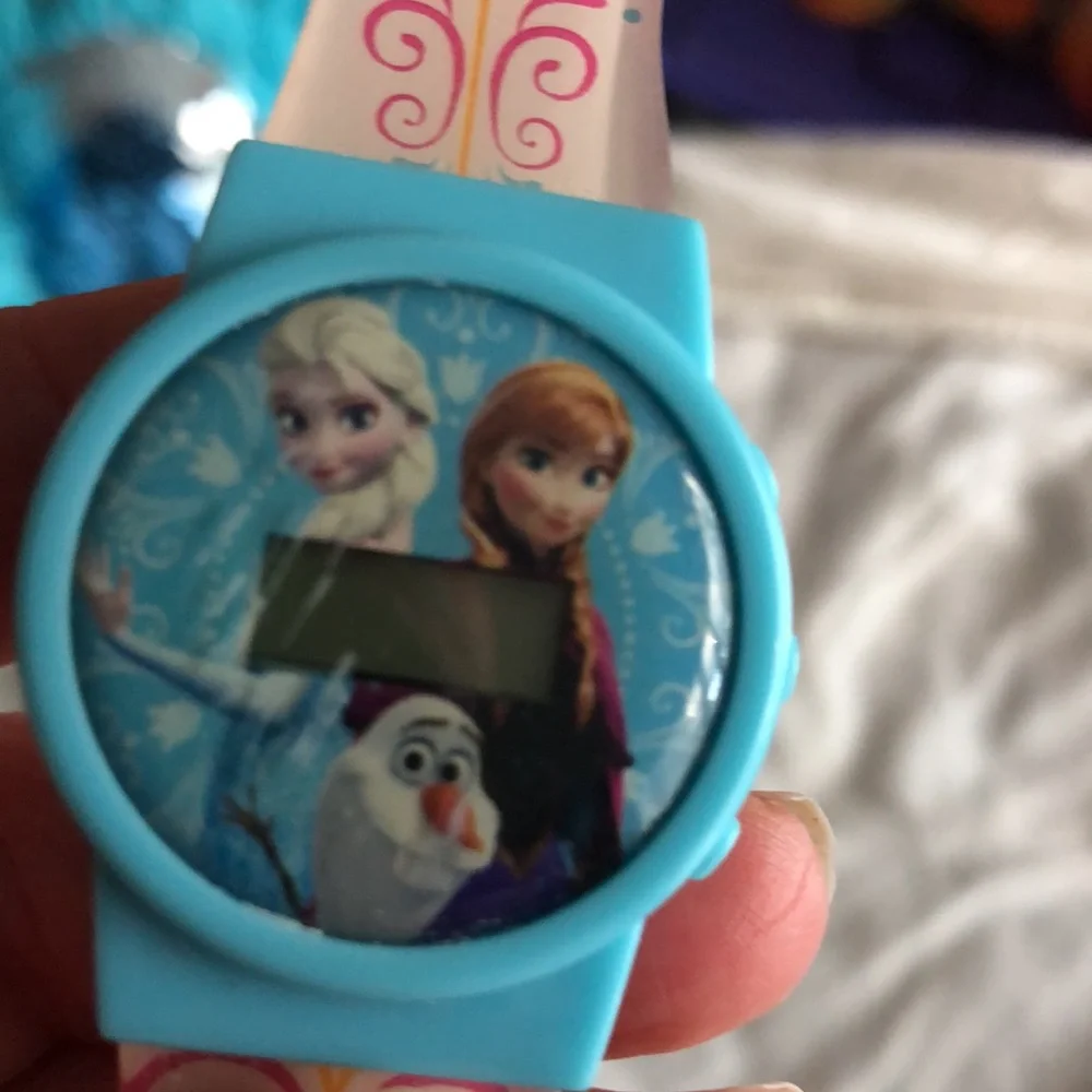 Frozen Watch and Jewelry Bundle